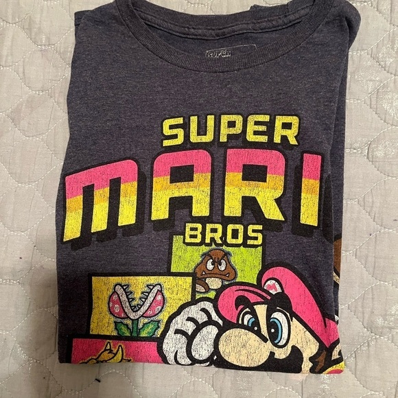 VINTAGE~GRAPHIC TEE~MARIO BROS~M - Picture 7 of 7
